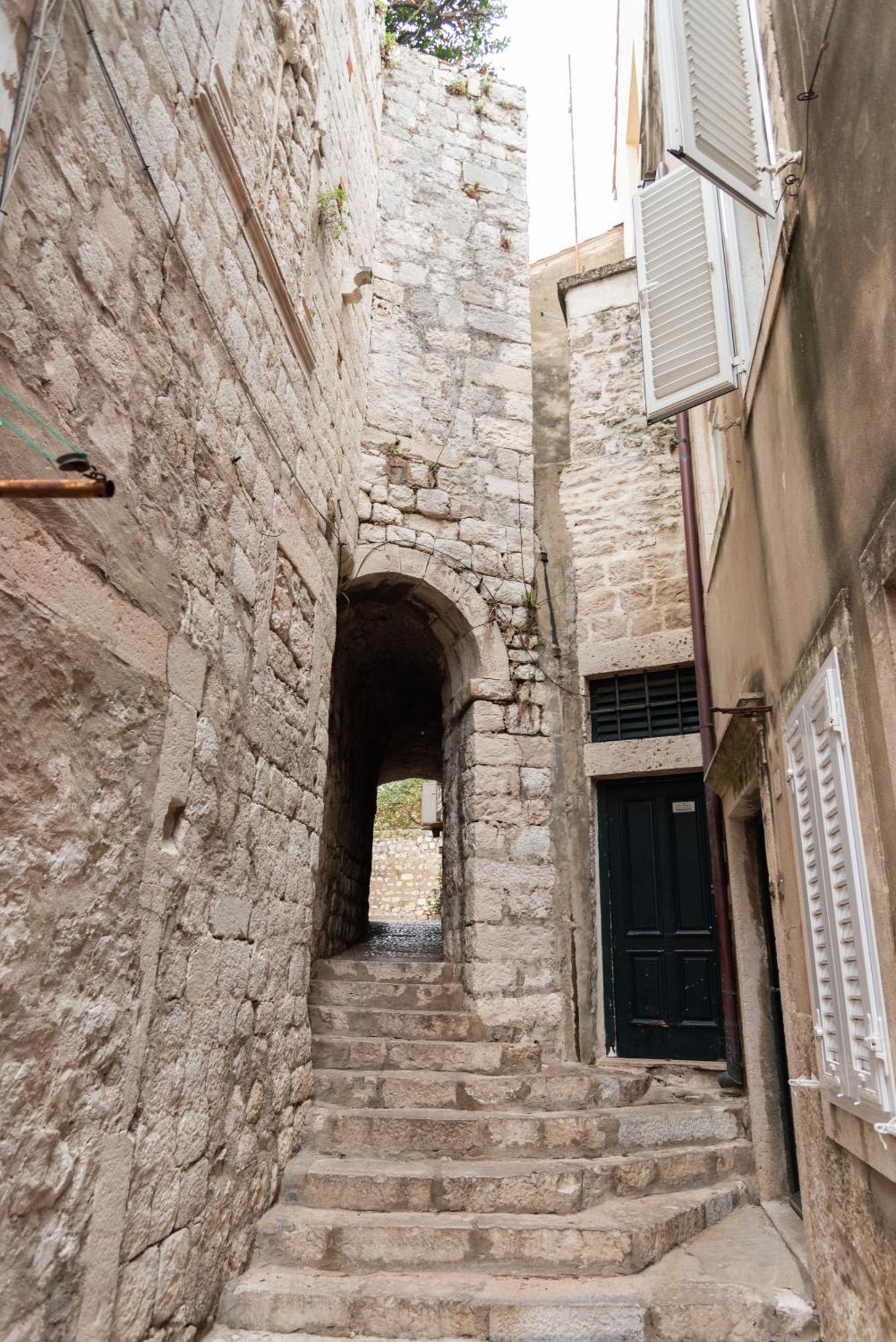 Best Located Duplex Apartment Ragusa Esterno foto